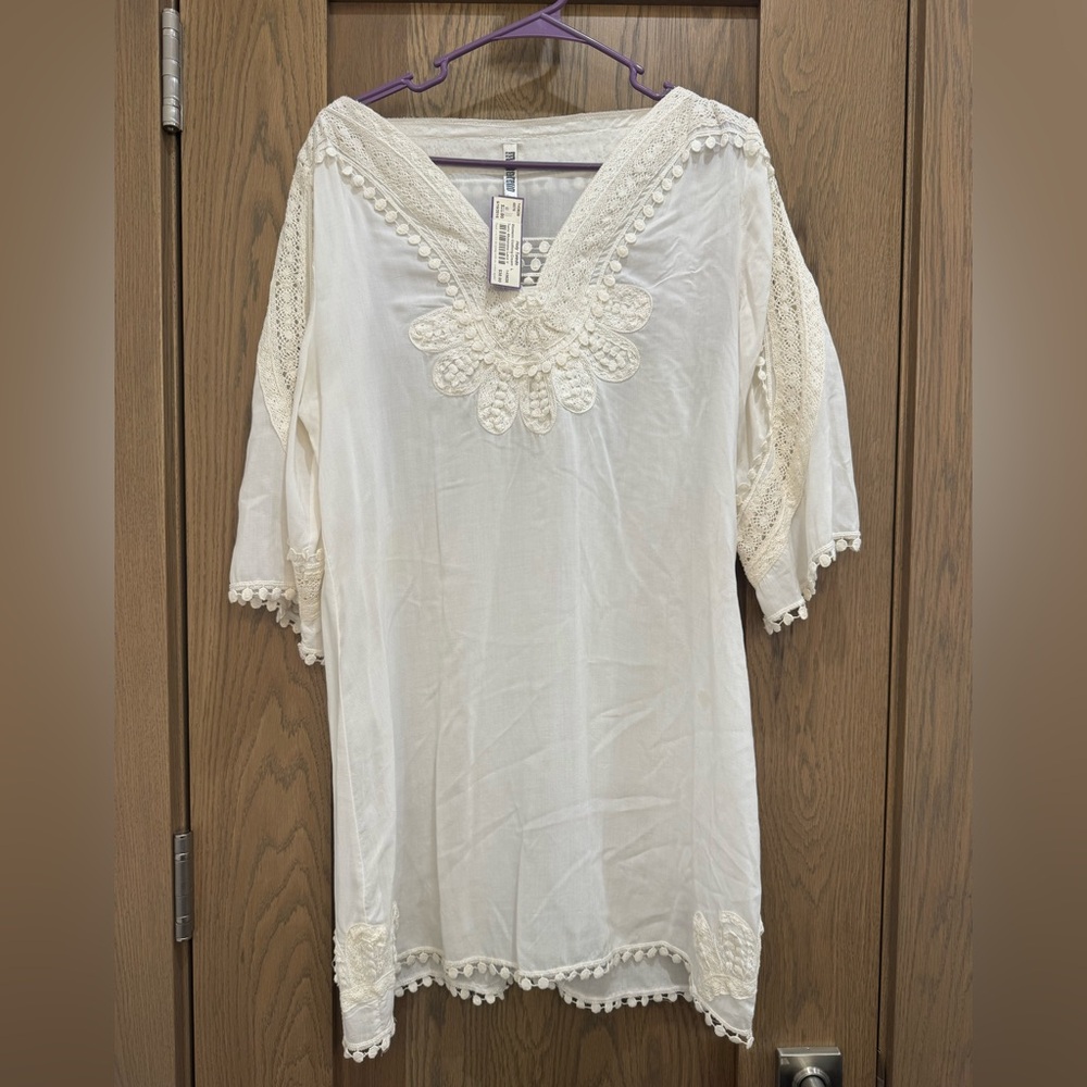 Monoreno Crochet Tunic Dress